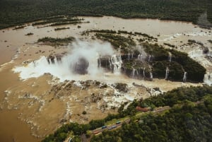 Kokopäiväretki Iguassun putouksille molemmin puolin - Brasilia ja Argentiina