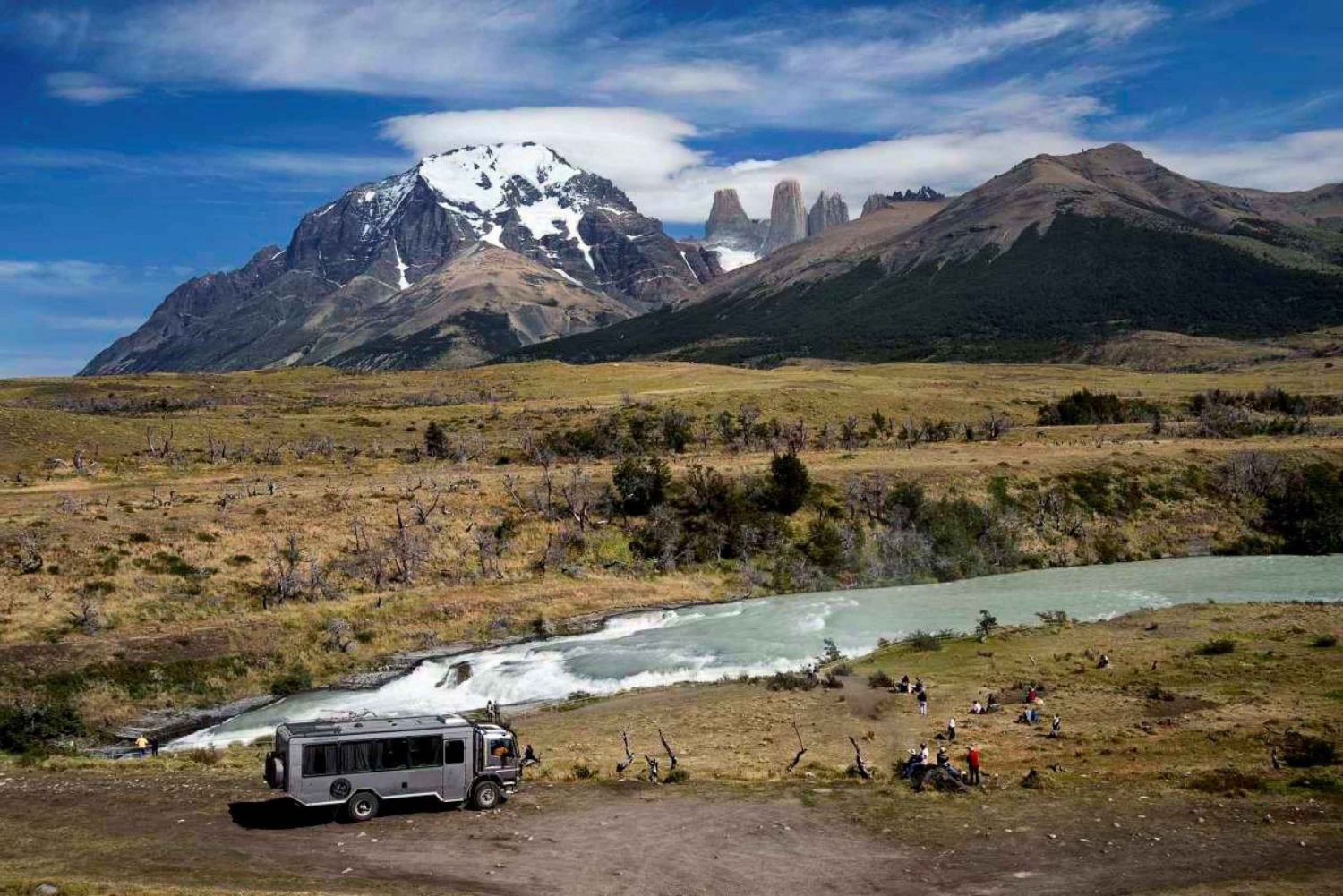 Kokopäiväretki Torres del Painen kansallispuistoon