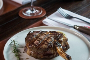 Cena-espectáculo Gala Tango con traslado en autobús clásico opcional.