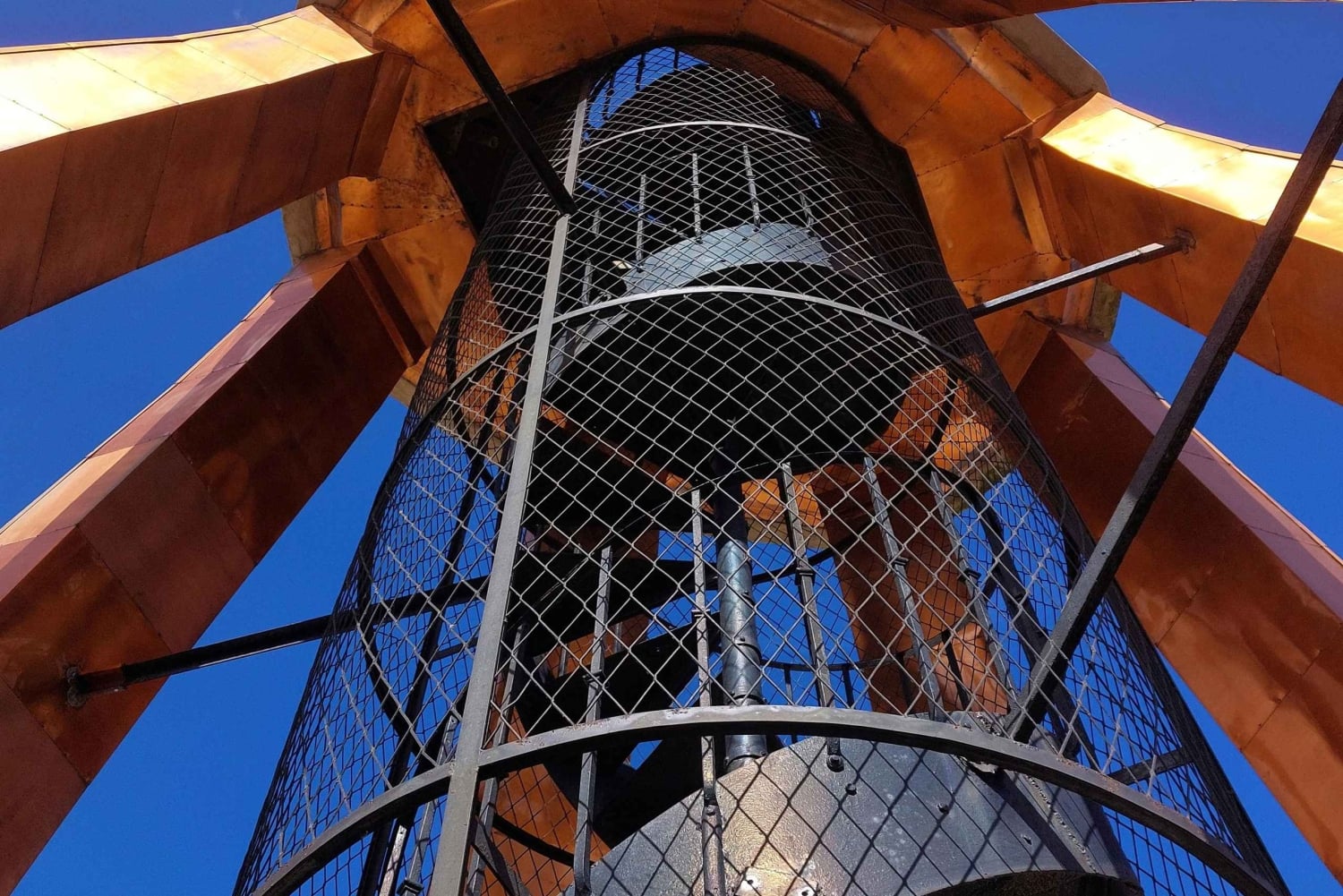 Экскурсия по Галерее Гуэмес: архитектура в стиле модерн + смотровая площадка