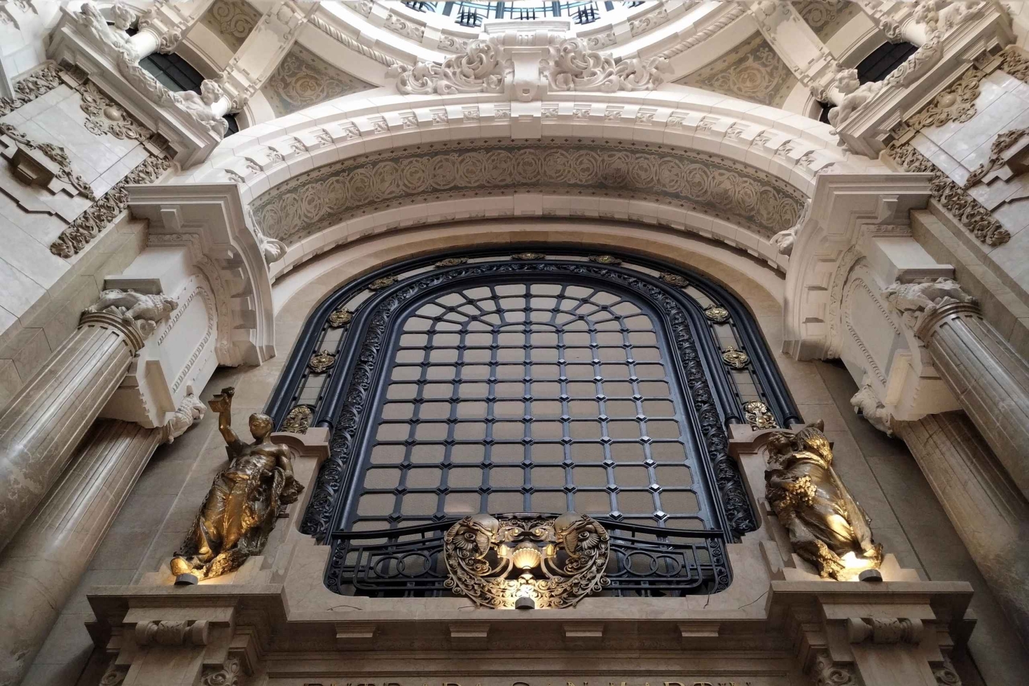 Экскурсия по Галерее Гуэмес: архитектура в стиле модерн + смотровая площадка