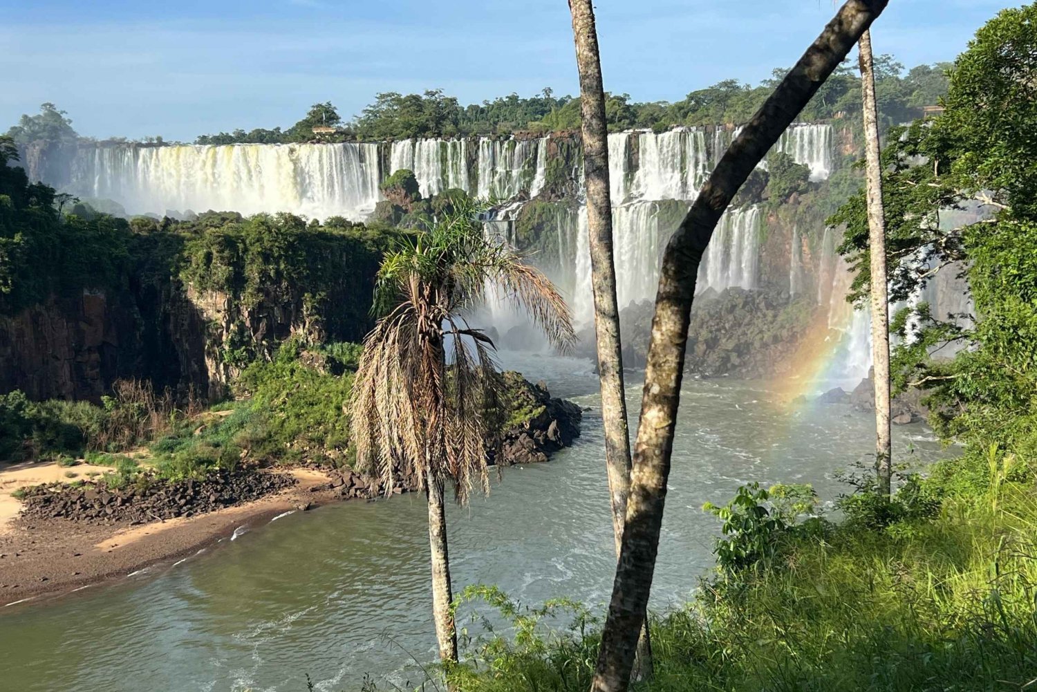 Guide and transport in Iguaçu Falls