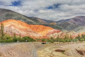 Hornocal: tour della montagna colorata e gola di Humahuaca