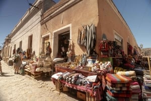 Humahuaca & Hornocal: Miradores Andinos y Pueblos Patrimonio desde Salta