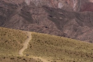 Humahuaca & Hornocal: Miradores Andinos y Pueblos Patrimonio desde Salta