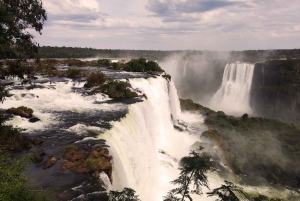 Iguazun putoukset 10 minuutin panoraamakopterilento