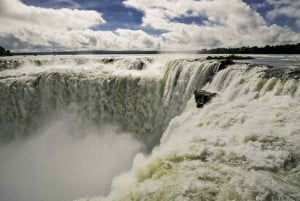 Iguazun putoukset: Argentiinan puolen kiertoajelu Puerto Iguazusta