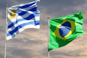 Iguazu Falls Guided:Tour Explore Brazil & Argentina in 1 Day