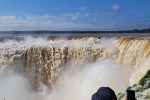 Iguazun putoukset: Iguazuusin putoukset: Opastettu kierros Argentiinan puolella