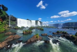 Tour privado de las Cataratas del Iguazú: Brasil y Argentina en 1 Día