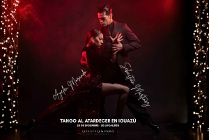 Iguazú: Tango-Show bei Sonnenuntergang mit Champagner und Snacks