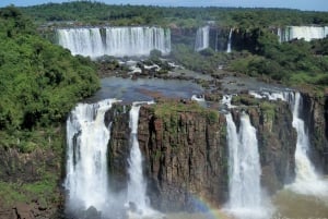 Táxis do Iguaçu: Aeroporto+Cachoeiras de ambos os lados+ Aeroporto!