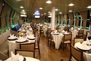 Kattamaram auringonlasku Paranán ja Iguazún joilla.