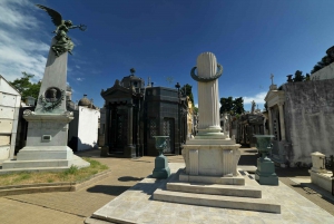 La Recoleta Cemetery Buenos Aires Private Tour mit Tickets