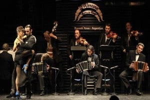 La Ventana Tango Dinner-Show med valfri klassisk bussresa