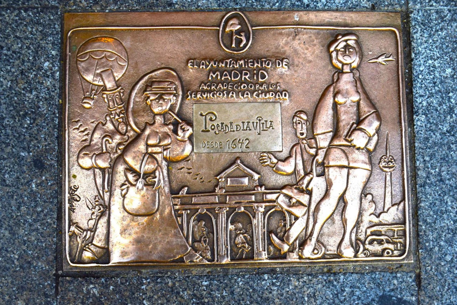 Madrid: Visita Guiada por Restaurantes Centenarios con Cena de Tapas