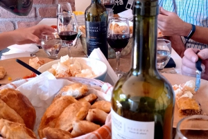 Mendoza: Empanadas Cooking Class in a local's kitchen