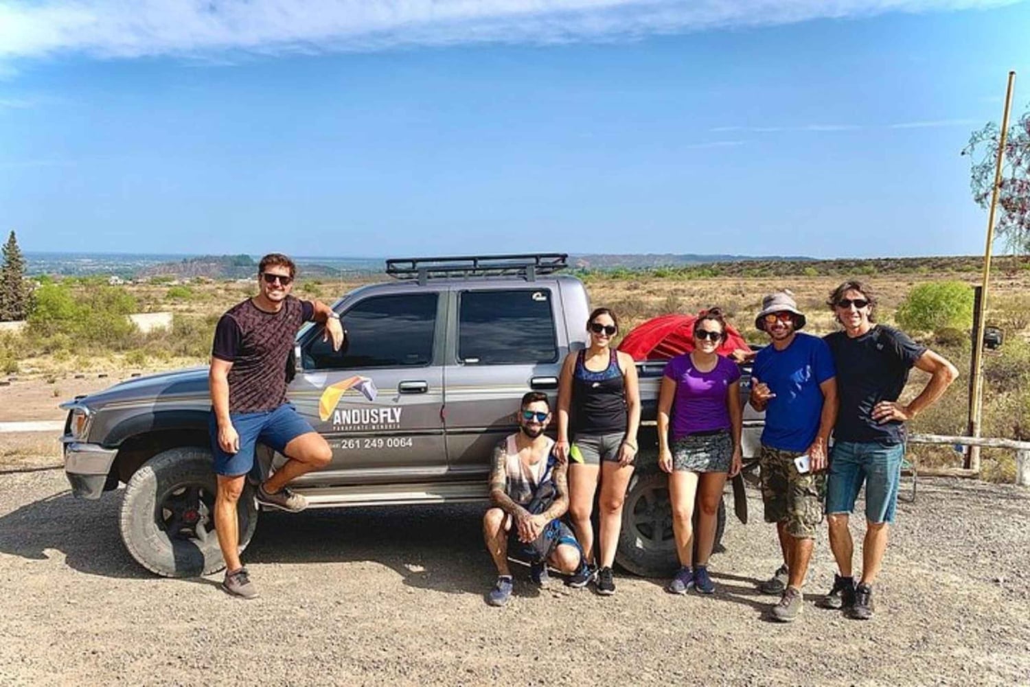 Mendoza: Dłuższy lot paralotnią z fotografiami i filmem