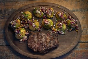 Mendoza: Francis Mallmann Gourmet-Mittagessen mit Weinbegleitung