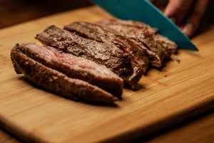 Mendoza: Mach ein argentinisches Asado mit einem Einheimischen und probiere Malbec