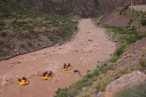 Aventura de Rafting no Rio Mendoza