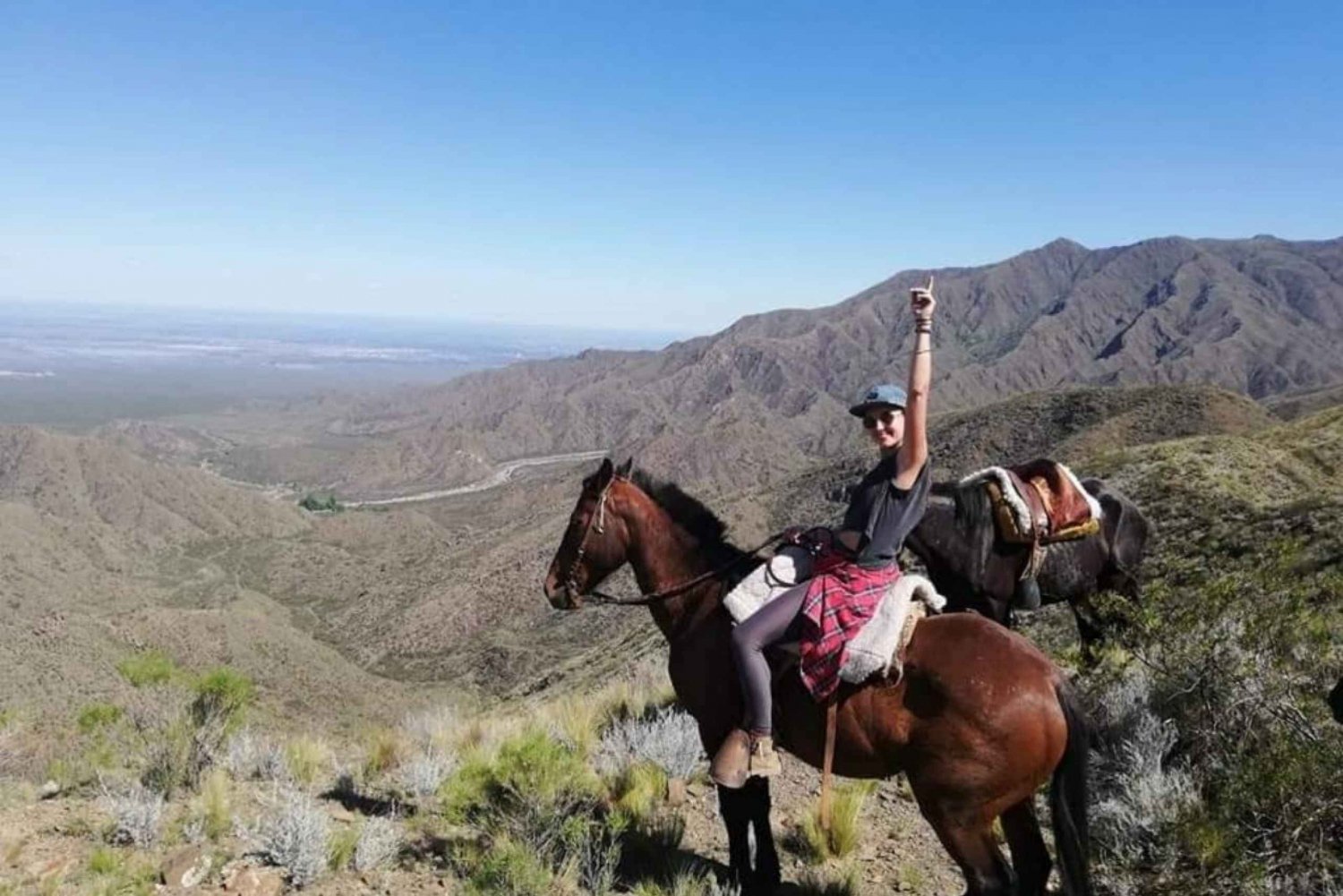 Mendoza: Paardrijden bij zonsondergang in de bergen en BBQ