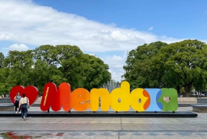 Tour a piedi di Mendoza: La storia della città e del parco!