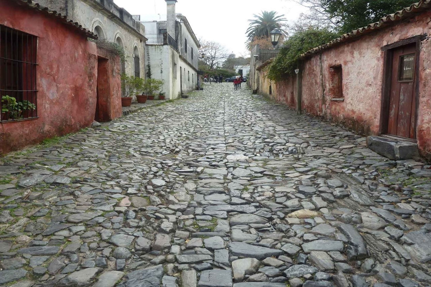 Montevideo: Colonia del Sacramenton kaupunkikierros noutopalvelun kanssa