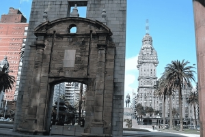 Montevideo : Kävelykierros oppaan johdolla