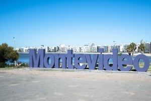 Montevideo: Sightseeing Hop-On Hop-Off Bus Tour