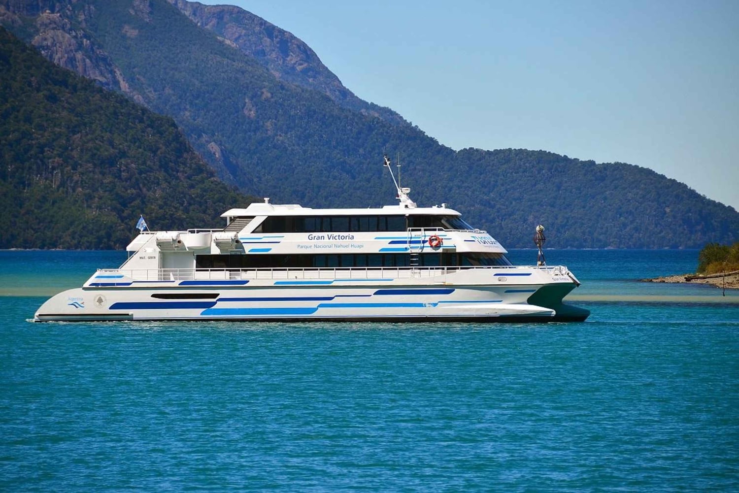 Navigation à travers l'île Victoria et le Bosque de Arrayanes