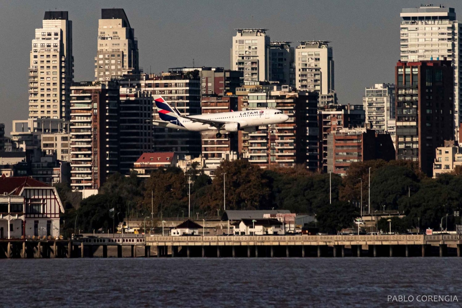 Alleen Navegation in de stad Buenos Aires - Ansichtkaart