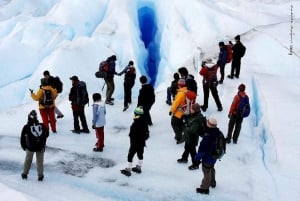 Minitrekking de dia inteiro no Perito Moreno com traslado e passarelas