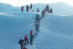 Minitrekking del Perito Moreno di un giorno intero con trasferimento e passeggiate