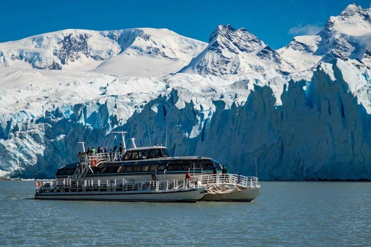 Perito Moreno SAFARI NAUTICO navigering och fotpjäxor