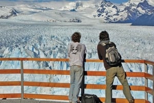 Perito Moreno SAFARI NAUTICO navigation and FOOTBRIDGES