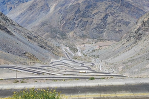 Portillo Cordillera de los Andes Laguna del Inca y cata de vinos