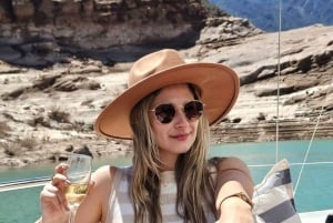 Seiltur på Potrerillos-sjøen med vin og ost