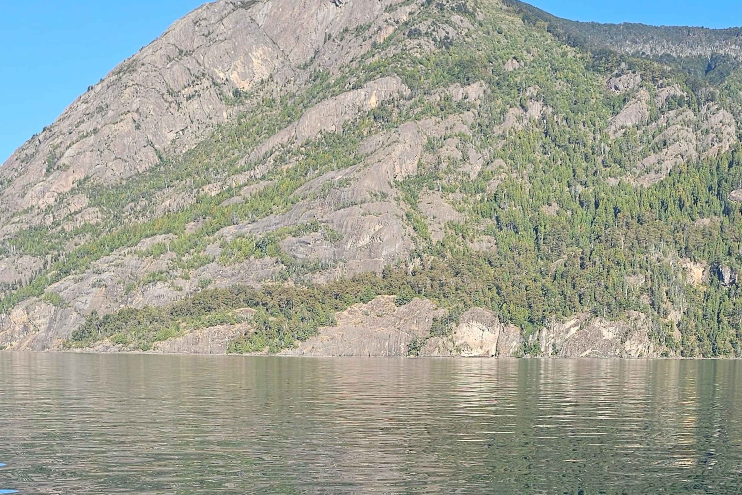 Paseo en lancha Privado por el Lago Lacar en San Martin de los Andes