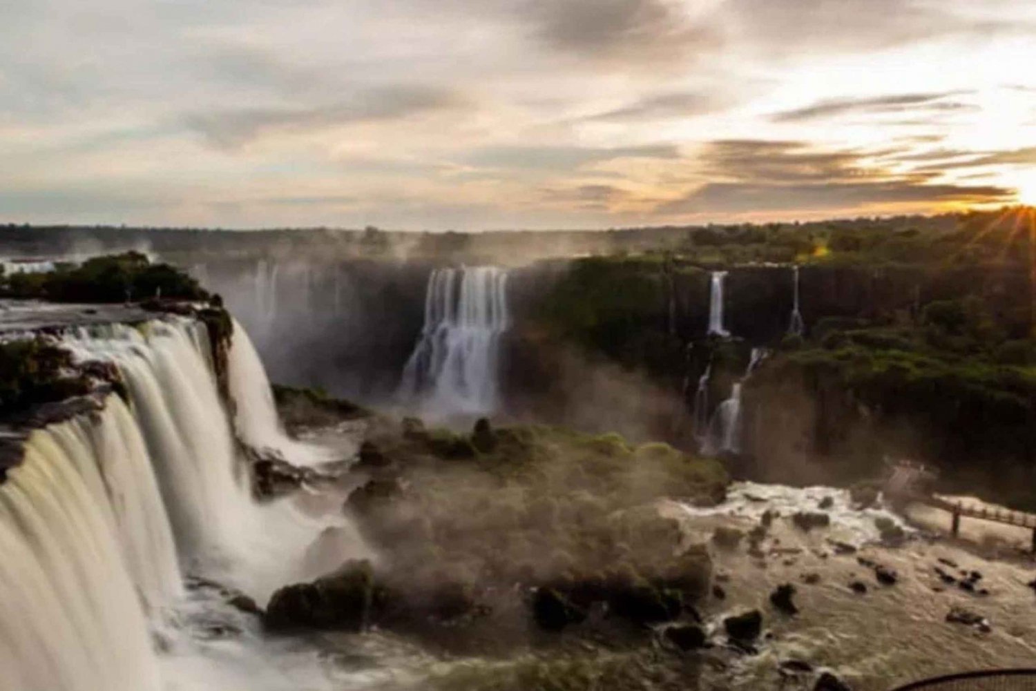 Chutes d'Iguaçu privées : Découvrez les côtés brésilien et argentin