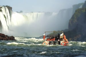 Puerto Iguazú: Excursion to the Argentine Falls + Grand Adventure
