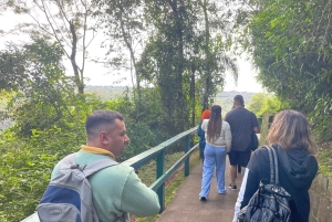 Puerto Iguazú: paquete de cataratas en ambos lados con traslados