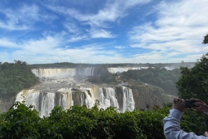 Puerto Iguazú: paquete de cataratas en ambos lados con traslados