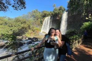 Puerto Iguazú: paquete de cataratas en ambos lados con traslados