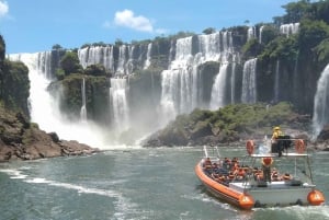 Puerto Iguazú: Cataratas del Iguazú, actividades en la selva y paseo en barco