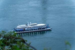 Puerto Iguazú: Crociera al tramonto