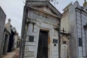 Recoleta & Cemetery for curious people