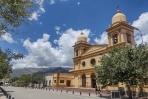 From Salta: Cafayate, land of wines and imposing ravines