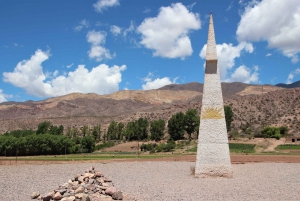 Fra Salta: Quebrada de Humahuaca, Purmamarca og Tilcara