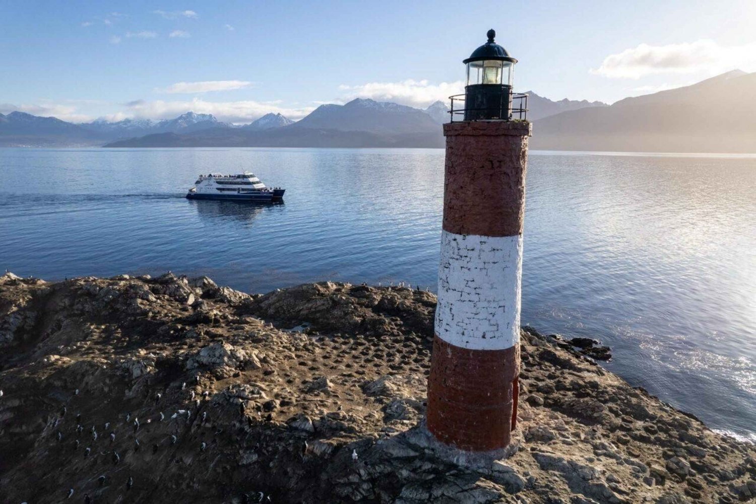 Seefahrt durch den Beagle-Kanal zum Leuchtturm